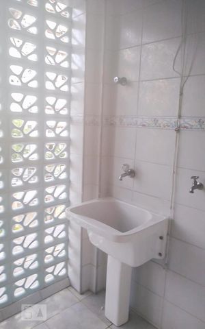Apartamento para alugar com 81m², 2 quartos e 1 vagaÁrea de Serviço