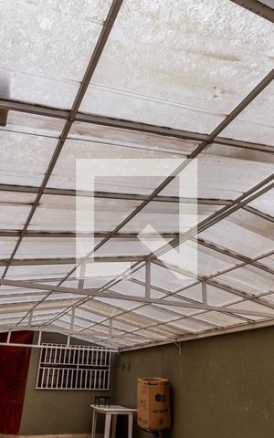 Casa à venda com 450m², 6 quartos e 4 vagas Casa à venda com 450m², 6 quartos e 4 vagasGaragem - Detalhe