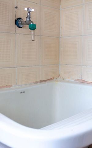 Apartamento à venda com 84m², 3 quartos e 1 vagaÁrea de Serviço