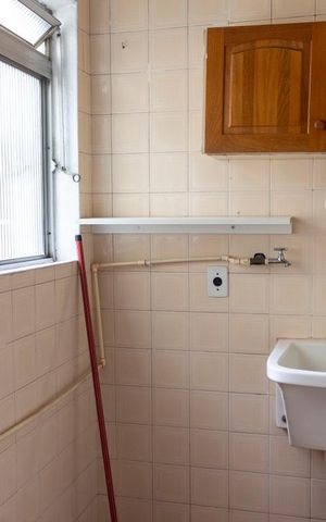 Apartamento à venda com 84m², 3 quartos e 1 vagaÁrea de Serviço
