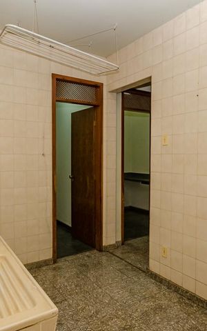 Casa à venda com 380m², 4 quartos e 4 vagasÁrea de Serviço