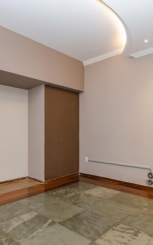 Casa à venda com 380m², 4 quartos e 4 vagasSala 3
