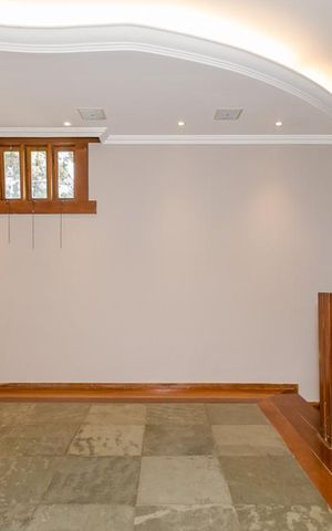 Casa à venda com 380m², 4 quartos e 4 vagasSala 3