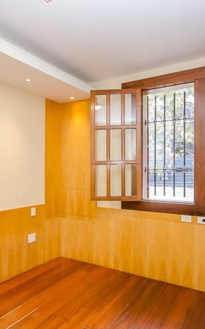 Casa à venda com 380m², 4 quartos e 4 vagasSuíte 2