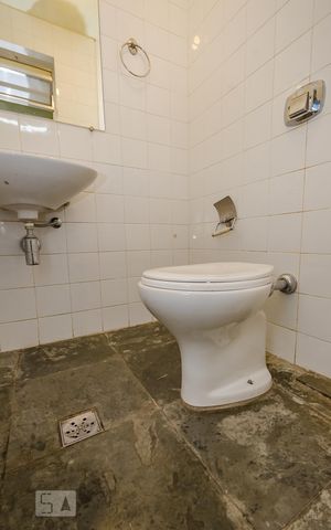 Casa à venda com 380m², 4 quartos e 4 vagasLavabo 2