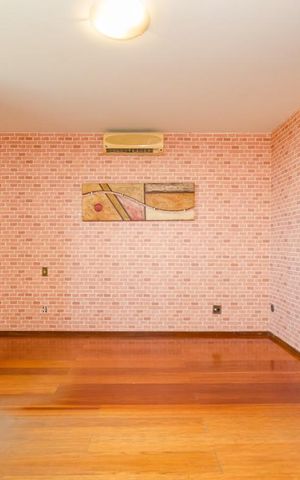 Casa à venda com 380m², 4 quartos e 4 vagasSuíte master