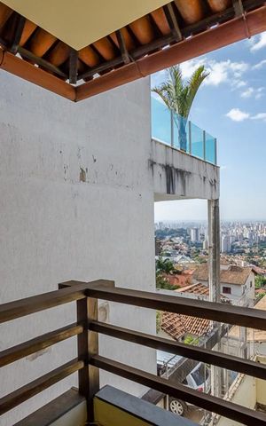 Casa à venda com 380m², 4 quartos e 4 vagasvaranda Suíte master