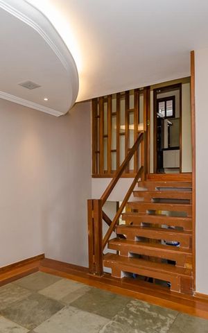 Casa à venda com 380m², 4 quartos e 4 vagasSala 3