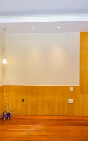 Casa à venda com 380m², 4 quartos e 4 vagasSuíte 2