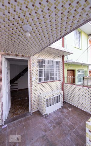 Casa à venda com 80m², 2 quartos e sem vagaFachada