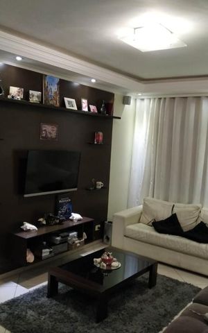 Casa à venda com 270m², 3 quartos e 2 vagas Casa à venda com 270m², 3 quartos e 2 vagasSala