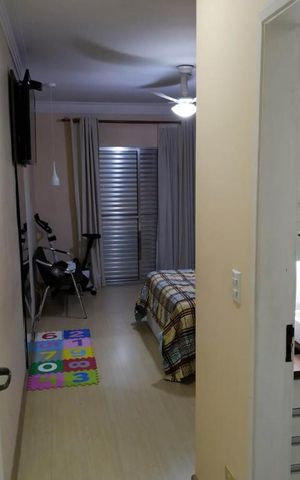 Casa à venda com 270m², 3 quartos e 2 vagas Casa à venda com 270m², 3 quartos e 2 vagasQuarto 3