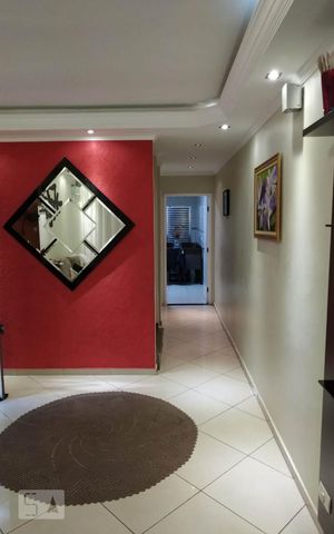 Casa à venda com 270m², 3 quartos e 2 vagas Casa à venda com 270m², 3 quartos e 2 vagasSala