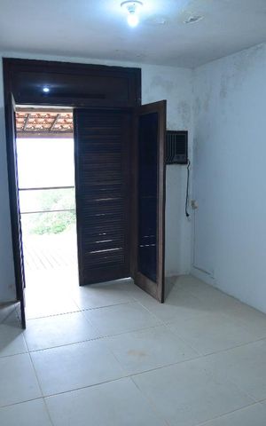 Casa à venda com 220m², 4 quartos e 2 vagasQuarto 2