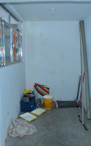Casa à venda com 220m², 4 quartos e 2 vagasQuarto de Serviço