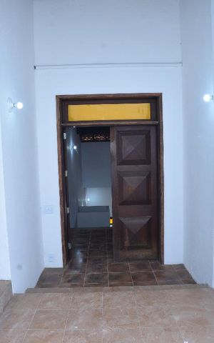 Casa à venda com 220m², 4 quartos e 2 vagasEntrada 