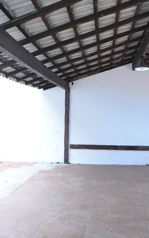 Casa à venda com 220m², 4 quartos e 2 vagasQuintal