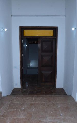 Casa à venda com 220m², 4 quartos e 2 vagasEntrada