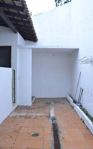 Casa à venda com 220m², 4 quartos e 2 vagasVaranda