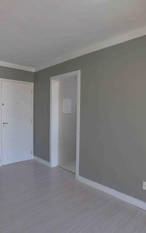 Apartamento à venda com 61m², 2 quartos e 1 vaga Apartamento à venda com 61m², 2 quartos e 1 vagaSala