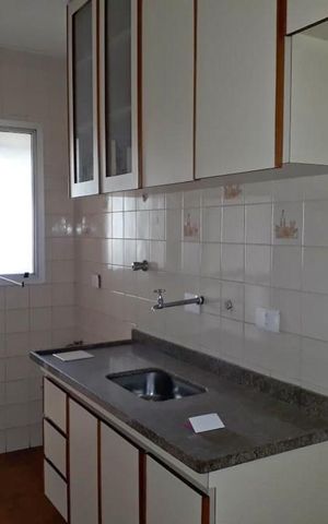Apartamento à venda com 72m², 2 quartos e 1 vaga Apartamento à venda com 72m², 2 quartos e 1 vagaCozinha