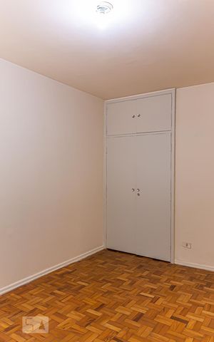 Apartamento à venda com 78m², 2 quartos e 1 vagaQuarto 2