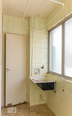 Apartamento à venda com 78m², 2 quartos e 1 vagaÁrea de Serviço