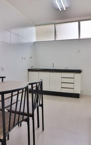 Apartamento à venda com 160m², 3 quartos e 1 vaga Apartamento à venda com 160m², 3 quartos e 1 vagaCozinha
