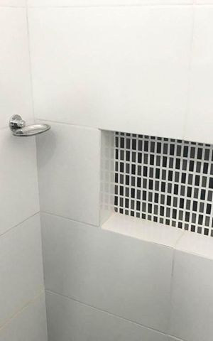 Casa para alugar com 30m², 1 quarto e sem vaga Casa para alugar com 30m², 1 quarto e sem vagaBanheiro - Box