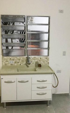 Casa para alugar com 30m², 1 quarto e sem vaga Casa para alugar com 30m², 1 quarto e sem vagaCozinha