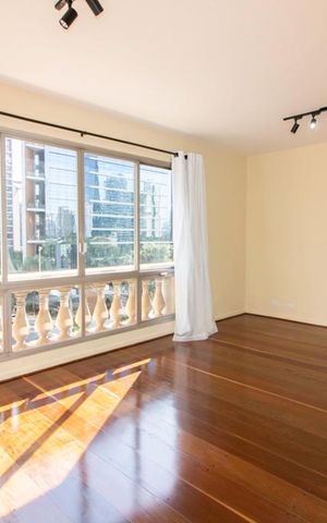 Apartamento para alugar com 109m², 3 quartos e 1 vaga Apartamento para alugar com 109m², 3 quartos e 1 vagaSala