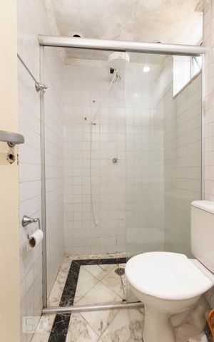 Apartamento à venda com 60m², 2 quartos e 1 vaga Apartamento à venda com 60m², 2 quartos e 1 vagaBanheiro