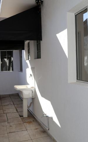 Casa para alugar com 120m², 4 quartos e 2 vagasÁrea de Serviço