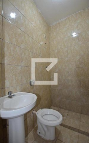 Casa para alugar com 85m², 3 quartos e sem vagaBanheiro de Serviço