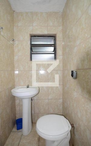 Casa para alugar com 85m², 3 quartos e sem vagaBanheiro da Suite