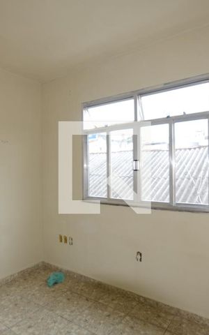 Casa para alugar com 85m², 3 quartos e sem vagaQuarto 2