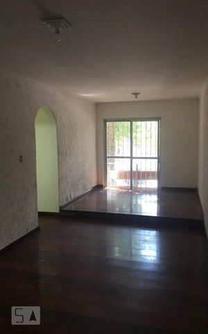 Apartamento à venda com 78m², 3 quartos e sem vaga Apartamento à venda com 78m², 3 quartos e sem vagaSala