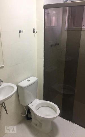 Apartamento à venda com 78m², 3 quartos e sem vaga Apartamento à venda com 78m², 3 quartos e sem vagaBanheiro 1