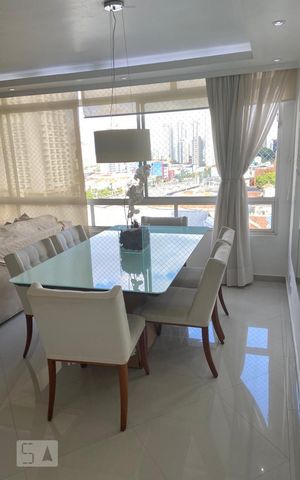 Apartamento à venda com 93m², 2 quartos e 1 vaga Apartamento à venda com 93m², 2 quartos e 1 vagaSala de Jantar