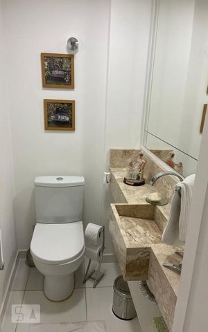 Apartamento à venda com 93m², 2 quartos e 1 vaga Apartamento à venda com 93m², 2 quartos e 1 vagaBanheiro 2