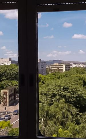 Apartamento à venda com 217m², 4 quartos e sem vagaVista