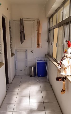 Apartamento à venda com 217m², 4 quartos e sem vagaÁrea de Serviço