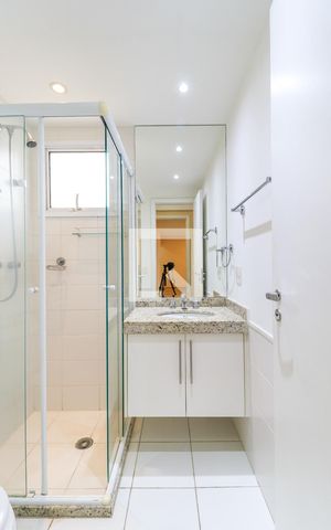 Apartamento para alugar com 95m², 3 quartos e 2 vagas Apartamento para alugar com 95m², 3 quartos e 2 vagasBanheiro da Suíte