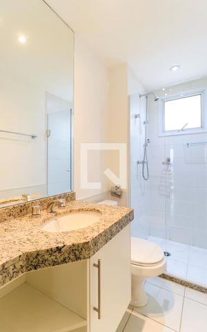 Apartamento para alugar com 95m², 3 quartos e 2 vagas Apartamento para alugar com 95m², 3 quartos e 2 vagasBanheiro