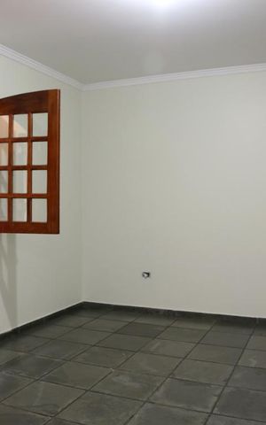 Casa à venda com 75m², 2 quartos e sem vagaSala