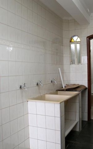 Casa à venda com 75m², 2 quartos e sem vagaÁrea de Serviço