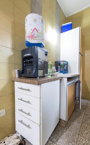 Casa à venda com 220m², 3 quartos e sem vagaÁrea de Serviço