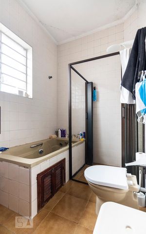 Casa à venda com 220m², 3 quartos e sem vagaBanheiro Social