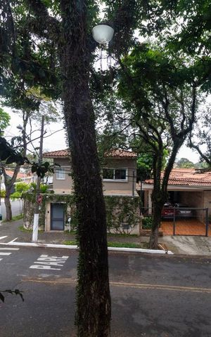 Casa à venda com 220m², 3 quartos e sem vagaVista