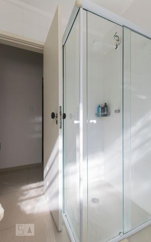 Apartamento à venda com 80m², 2 quartos e sem vagaBanheiro
